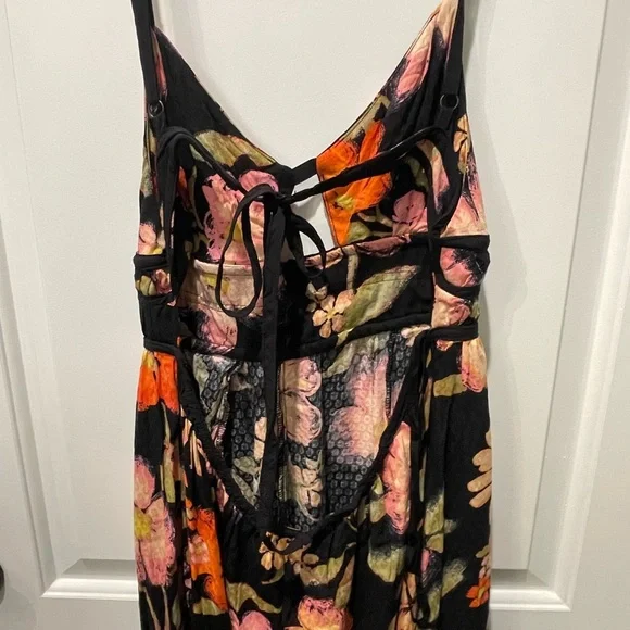 Free People New With Tags Dress size small
0029 - Picture 4 of 6